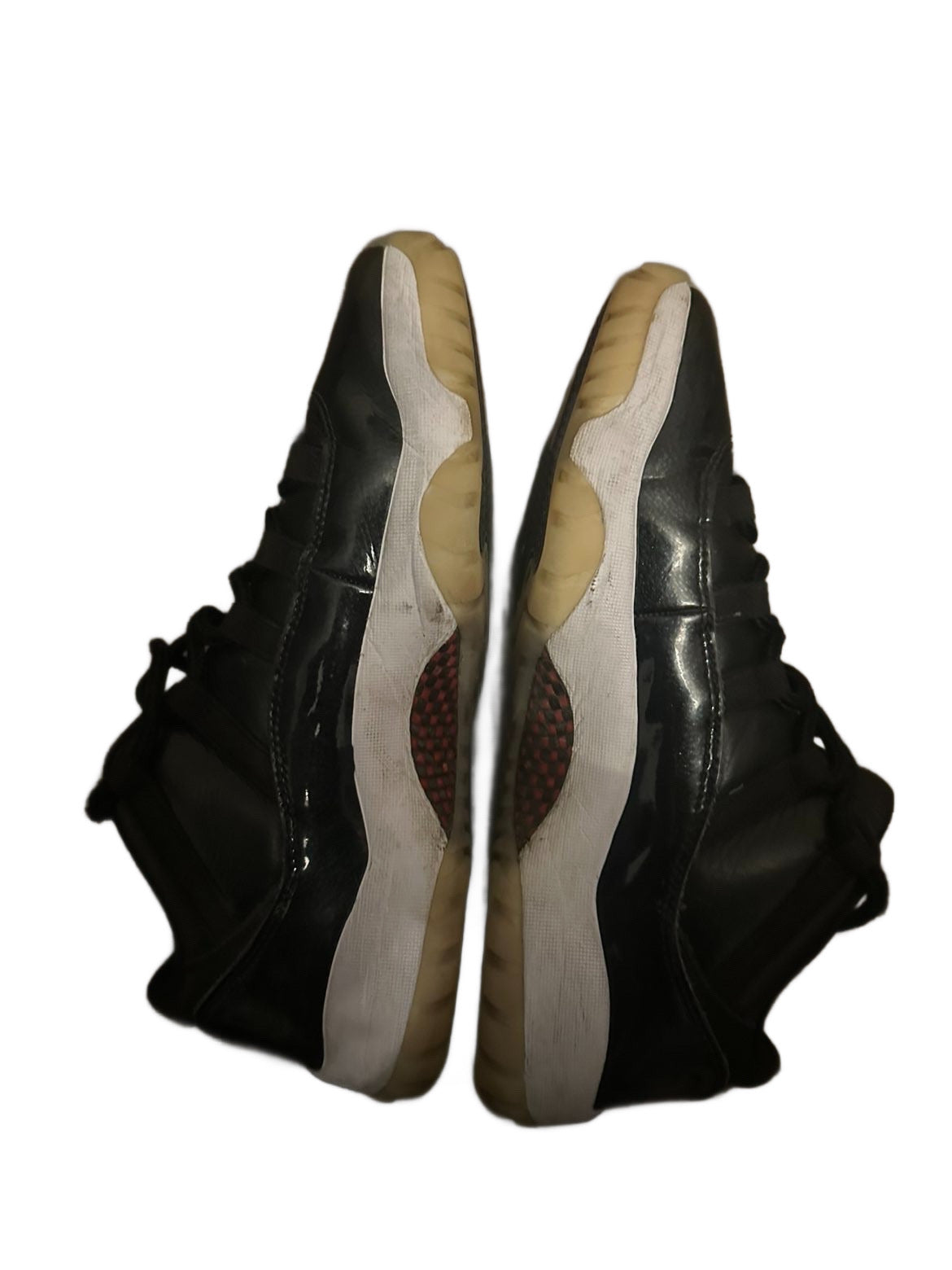 Jordan 11s uk8.5