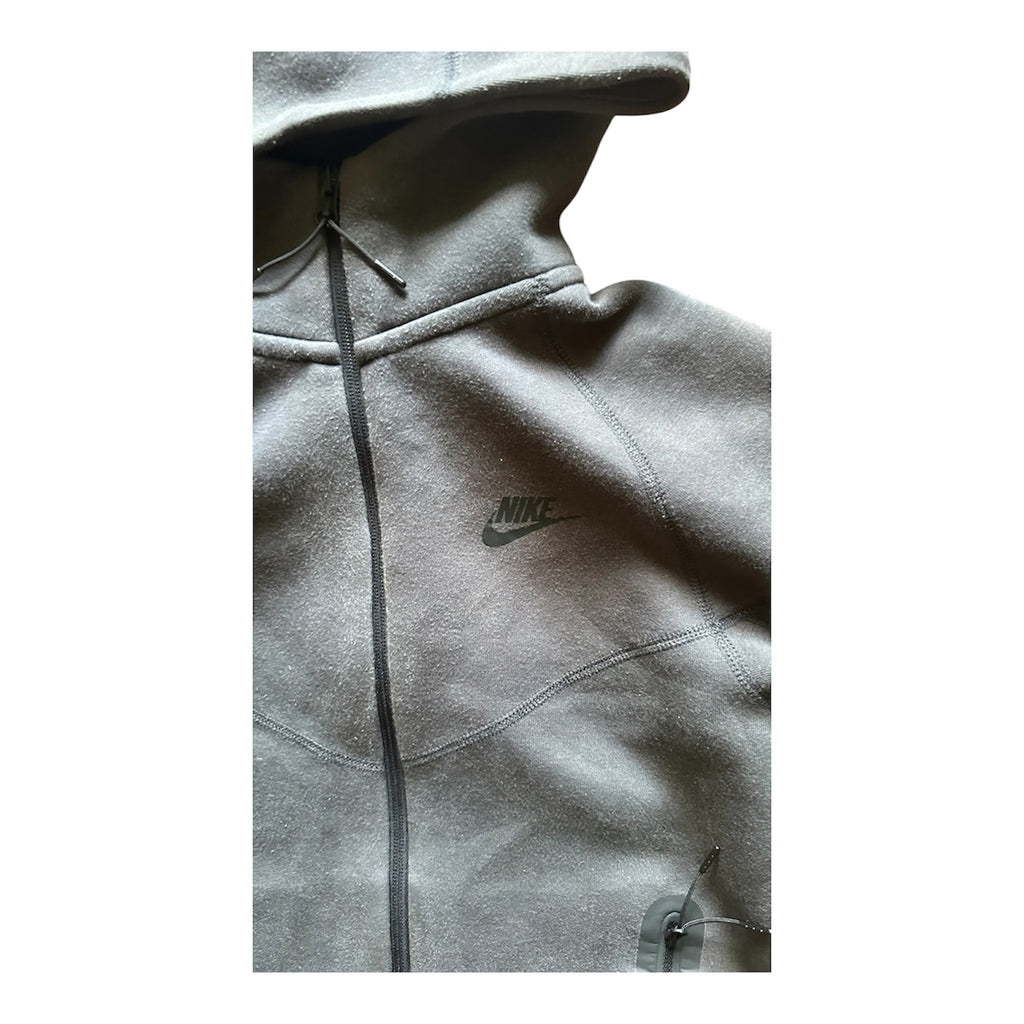 Nike Tech Hoodie XS