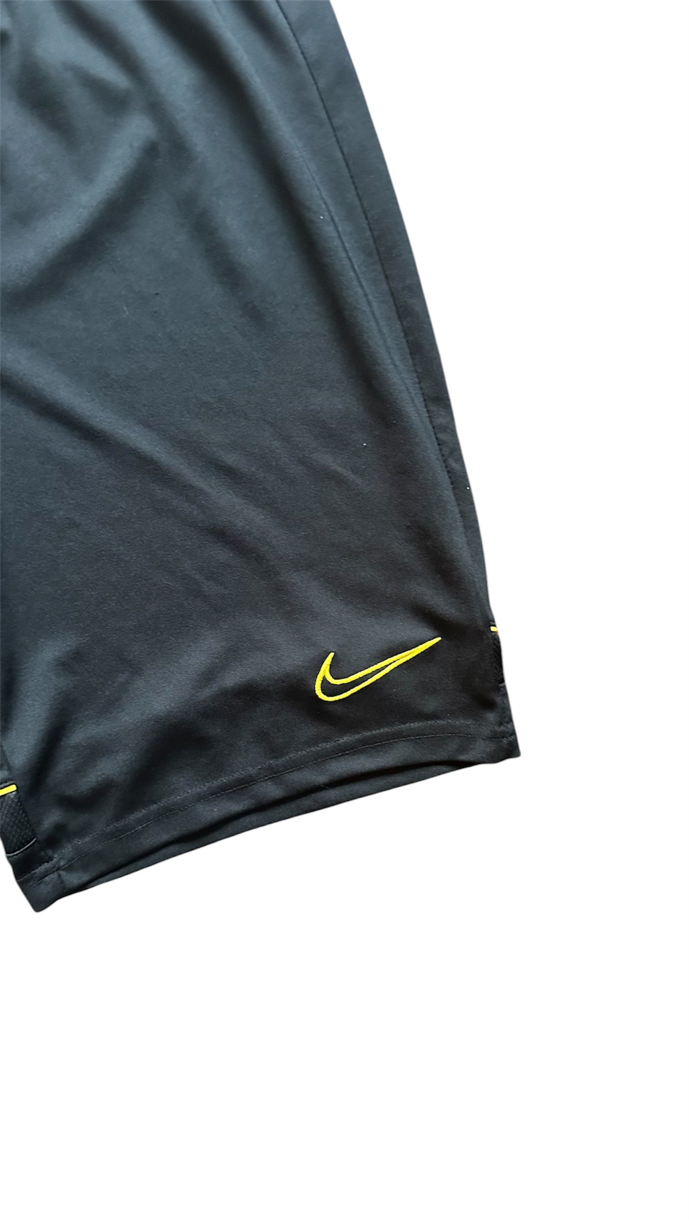 Nike shorts S