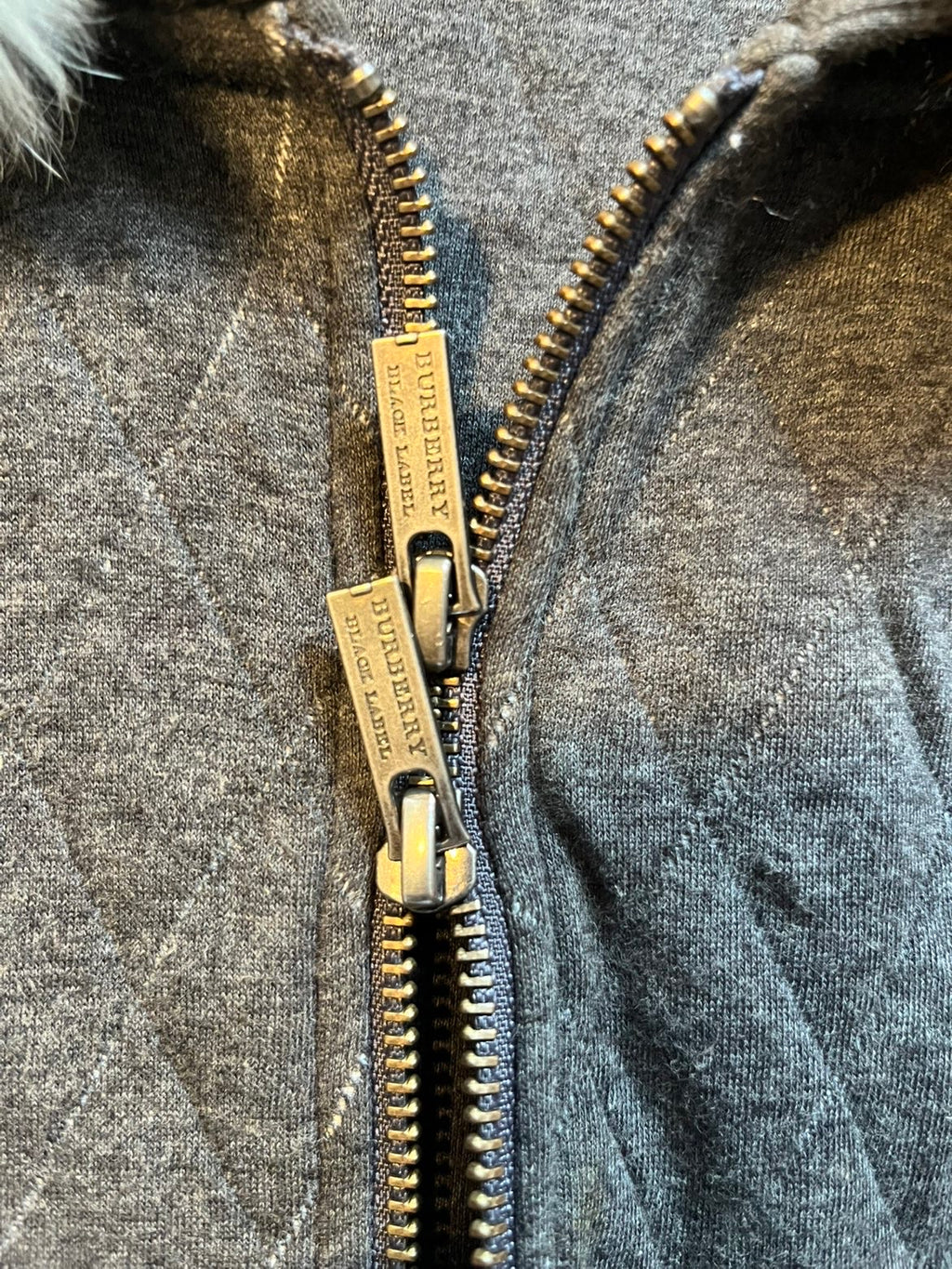 Burberry hoodie S